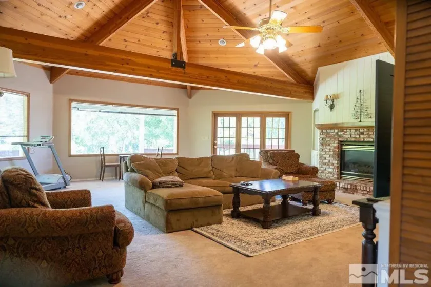 2285 Hedgewood, Reno, Nevada 89509, 3 Bedrooms Bedrooms, ,3 BathroomsBathrooms,Residential,Residential,Hedgewood,0,260008846