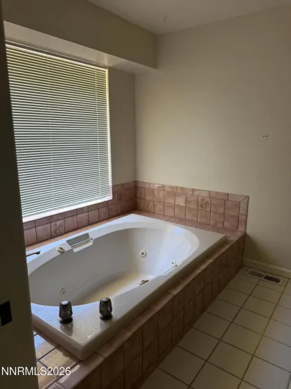 2285 Hedgewood, Reno, Nevada 89509, 3 Bedrooms Bedrooms, ,3 BathroomsBathrooms,Residential,Residential,Hedgewood,0,260008846