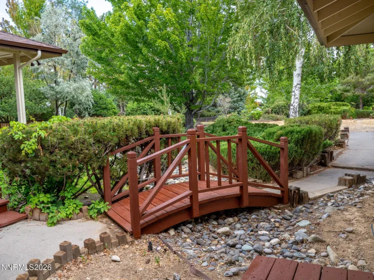 2285 Hedgewood, Reno, Nevada 89509, 3 Bedrooms Bedrooms, ,3 BathroomsBathrooms,Residential,Residential,Hedgewood,0,260008846