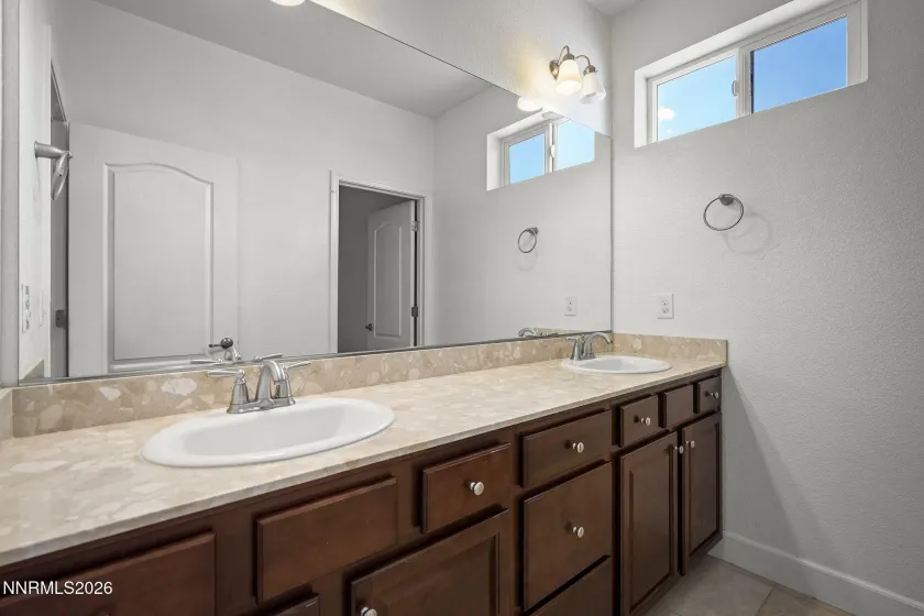 10380 Culiacan Pass, Reno, Nevada 89521, 4 Bedrooms Bedrooms, ,4 BathroomsBathrooms,Residential,Residential,Culiacan Pass,0,260008847