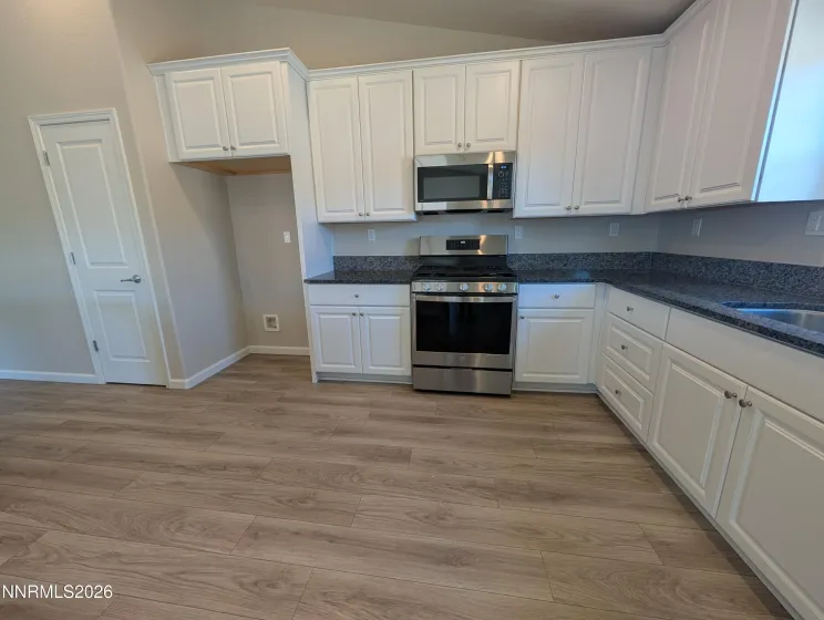 370 Orderville, Dayton, Nevada 89403, 4 Bedrooms Bedrooms, ,3 BathroomsBathrooms,Residential,Residential,Orderville,0,260008849