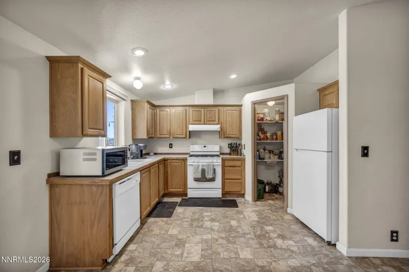 2210 Fox, Silver Springs, Nevada 89429, 3 Bedrooms Bedrooms, ,2 BathroomsBathrooms,Residential,Residential,Fox,0,260008851