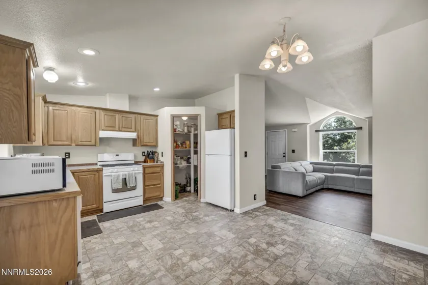2210 Fox, Silver Springs, Nevada 89429, 3 Bedrooms Bedrooms, ,2 BathroomsBathrooms,Residential,Residential,Fox,0,260008851