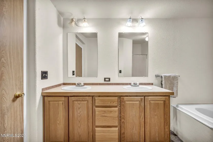 2210 Fox, Silver Springs, Nevada 89429, 3 Bedrooms Bedrooms, ,2 BathroomsBathrooms,Residential,Residential,Fox,0,260008851
