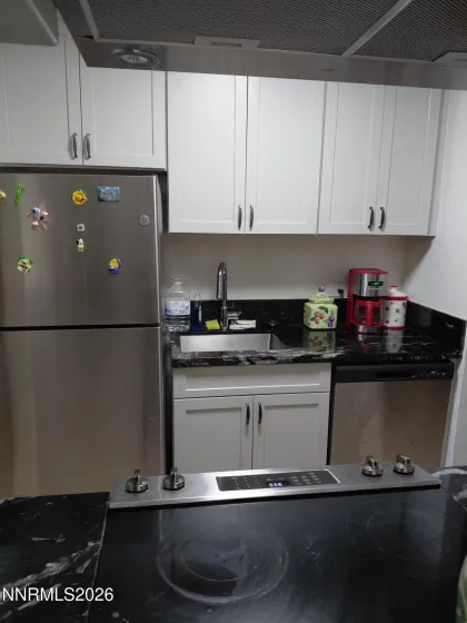 1000 Beck, Reno, Nevada 89509, 2 Bedrooms Bedrooms, ,1 BathroomBathrooms,Residential,Residential,Beck,0,260008852