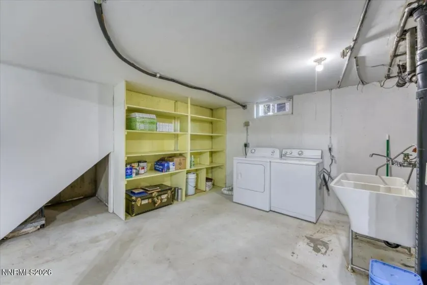 725 Wilkinson, Reno, Nevada 89502, 2 Bedrooms Bedrooms, ,1 BathroomBathrooms,Residential,Residential,Wilkinson,0,260008854