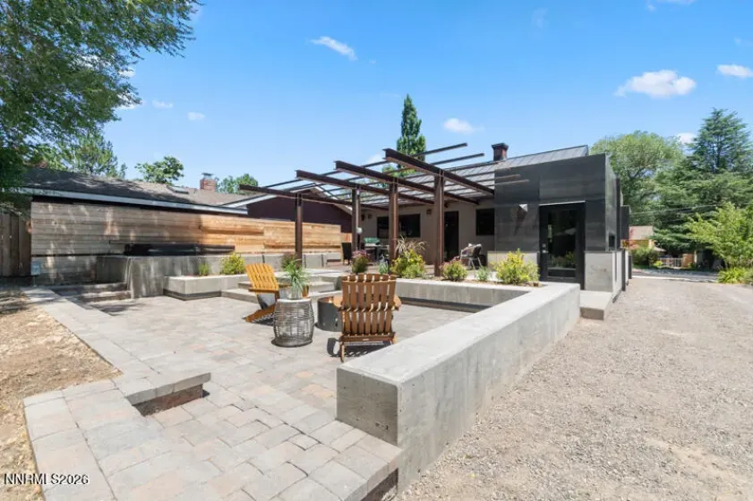 1347 Gordon, Reno, Nevada 89509, 3 Bedrooms Bedrooms, ,2 BathroomsBathrooms,Residential,Residential,Gordon,0,260008857