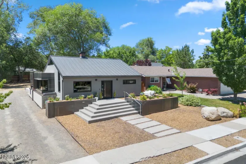 1347 Gordon, Reno, Nevada 89509, 3 Bedrooms Bedrooms, ,2 BathroomsBathrooms,Residential,Residential,Gordon,0,260008857