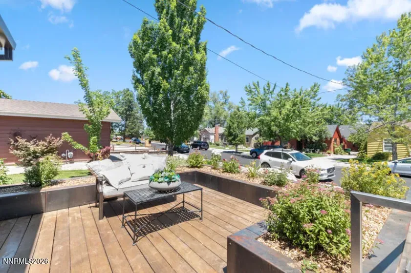 1347 Gordon, Reno, Nevada 89509, 3 Bedrooms Bedrooms, ,2 BathroomsBathrooms,Residential,Residential,Gordon,0,260008857
