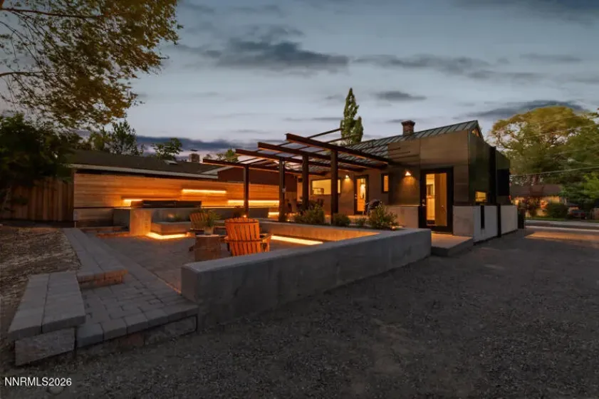 1347 Gordon, Reno, Nevada 89509, 3 Bedrooms Bedrooms, ,2 BathroomsBathrooms,Residential,Residential,Gordon,0,260008857
