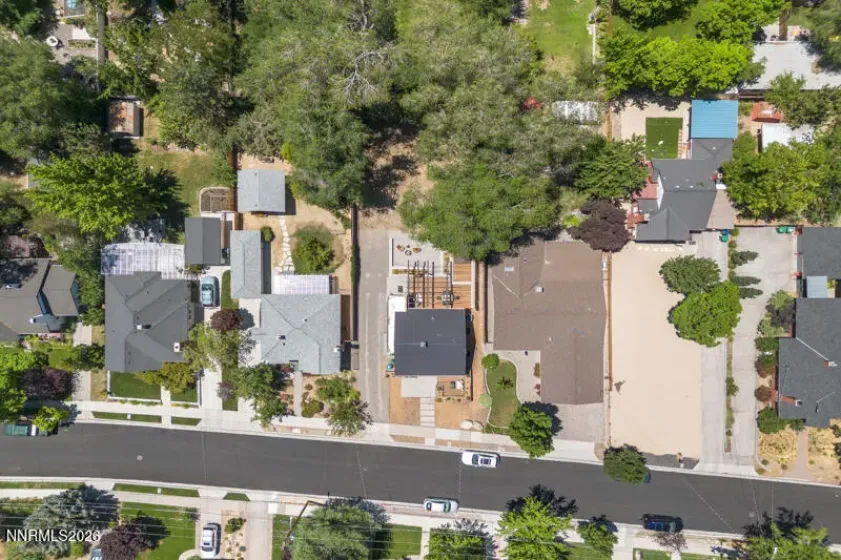 1347 Gordon, Reno, Nevada 89509, 3 Bedrooms Bedrooms, ,2 BathroomsBathrooms,Residential,Residential,Gordon,0,260008857