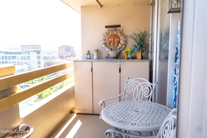 100 Arlington, Reno, Nevada 89501, ,1 BathroomBathrooms,Residential,Residential,Arlington,0,260008858