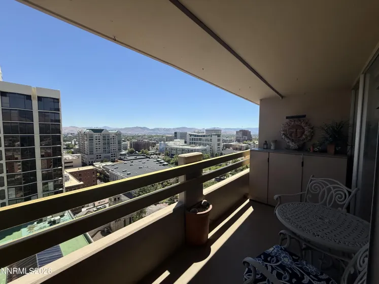 100 Arlington, Reno, Nevada 89501, ,1 BathroomBathrooms,Residential,Residential,Arlington,0,260008858
