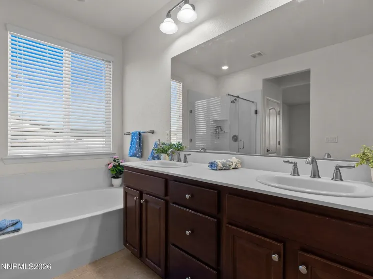 1126 Monument Peak, Carson City, Nevada 89701, 4 Bedrooms Bedrooms, ,2 BathroomsBathrooms,Residential,Residential,Monument Peak,0,260008861