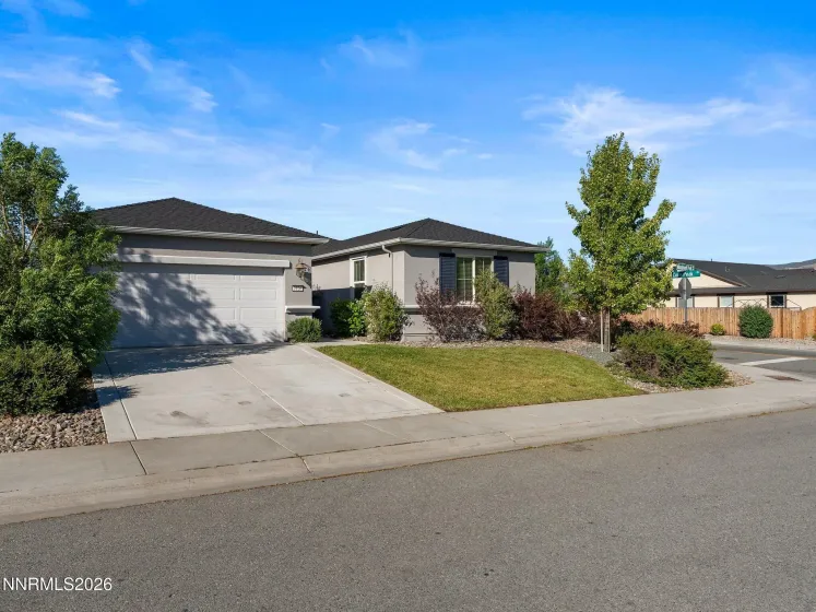 1126 Monument Peak, Carson City, Nevada 89701, 4 Bedrooms Bedrooms, ,2 BathroomsBathrooms,Residential,Residential,Monument Peak,0,260008861