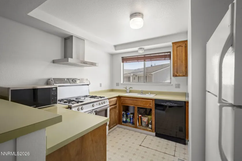 881 Amador, Carson City, Nevada 89705, 3 Bedrooms Bedrooms, ,2 BathroomsBathrooms,Residential,Residential,Amador,0,260008871