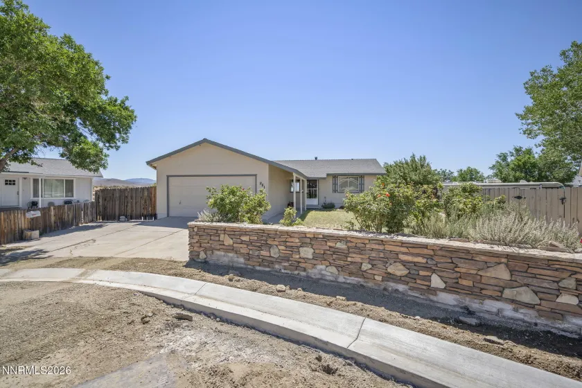 881 Amador, Carson City, Nevada 89705, 3 Bedrooms Bedrooms, ,2 BathroomsBathrooms,Residential,Residential,Amador,0,260008871