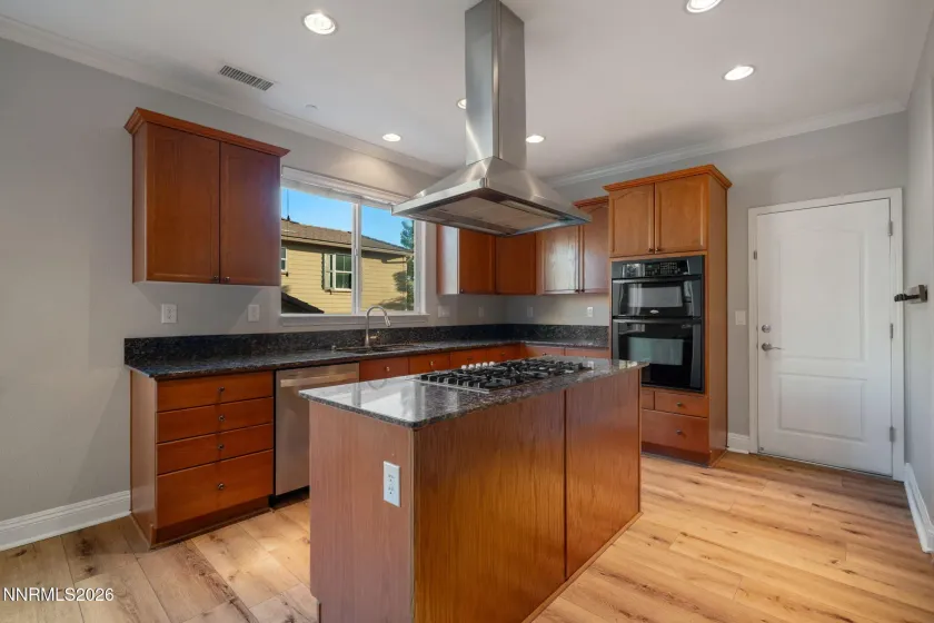 5174 Komatite, Sparks, Nevada 89436, 4 Bedrooms Bedrooms, ,4 BathroomsBathrooms,Residential,Residential,Komatite,0,260008872
