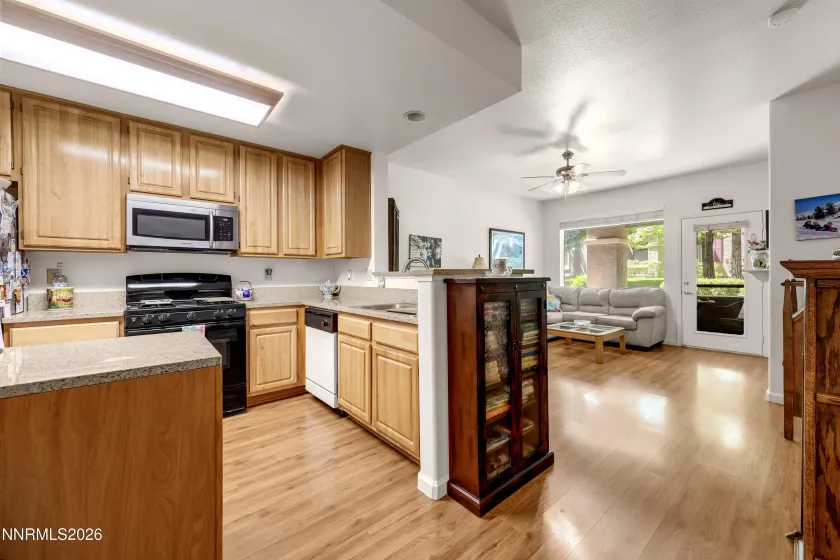 900 South Meadows, Reno, Nevada 89521, 1 Bedroom Bedrooms, ,1 BathroomBathrooms,Residential,Residential,South Meadows,0,260008879