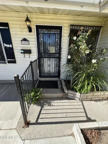 1650 Trabert, Sparks, Nevada 89431, 3 Bedrooms Bedrooms, ,3 BathroomsBathrooms,Residential,Residential,Trabert,0,260008880