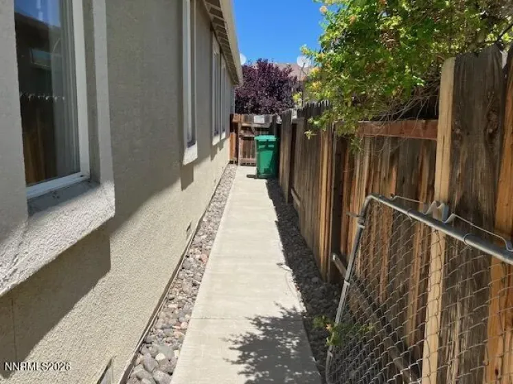 2248 Big Trail, Reno, Nevada 89521, 4 Bedrooms Bedrooms, ,2 BathroomsBathrooms,Residential,Residential,Big Trail,0,260007628