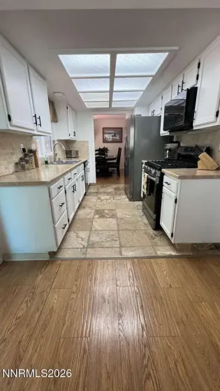 2035 Haywood, Sparks, Nevada 89434, 4 Bedrooms Bedrooms, ,3 BathroomsBathrooms,Residential,Residential,Haywood,0,260008883