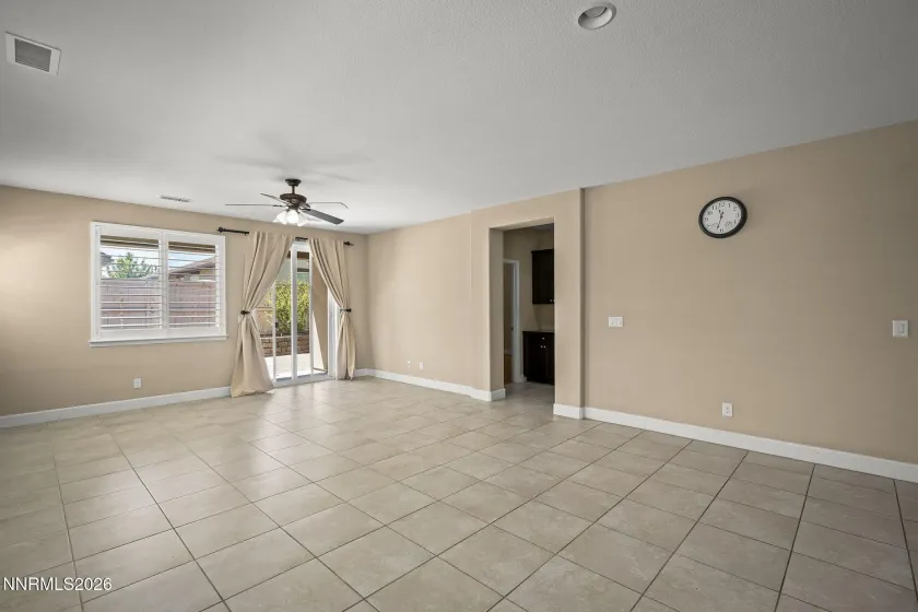 1832 Cholula, Reno, Nevada 89521, 3 Bedrooms Bedrooms, ,2 BathroomsBathrooms,Residential,Residential,Cholula,0,260008886