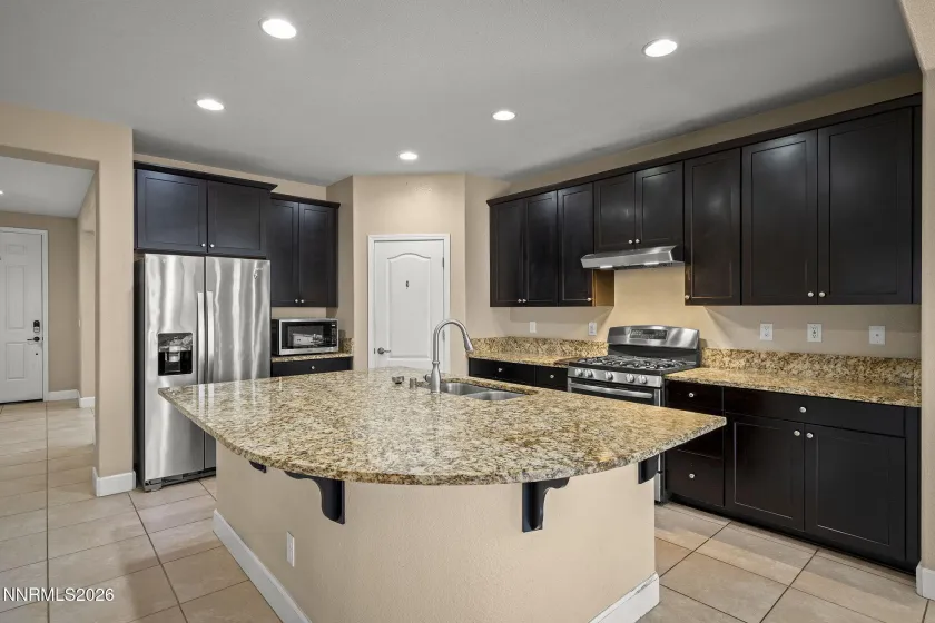 1832 Cholula, Reno, Nevada 89521, 3 Bedrooms Bedrooms, ,2 BathroomsBathrooms,Residential,Residential,Cholula,0,260008886