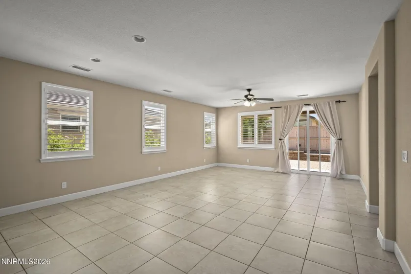 1832 Cholula, Reno, Nevada 89521, 3 Bedrooms Bedrooms, ,2 BathroomsBathrooms,Residential,Residential,Cholula,0,260008886