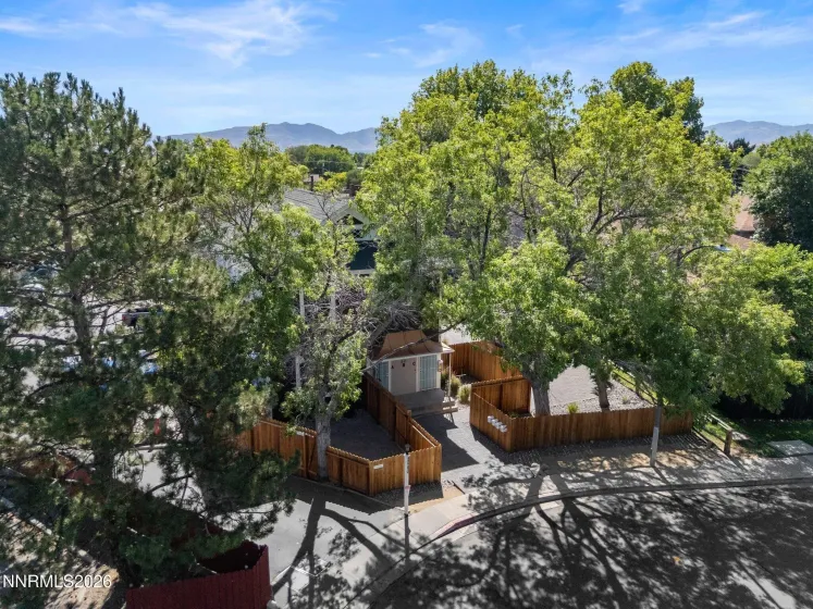 50 Berrum, Reno, Nevada 89509, 6 Bedrooms Bedrooms, ,4 BathroomsBathrooms,Residential Income,Residential,Berrum,0,260008891