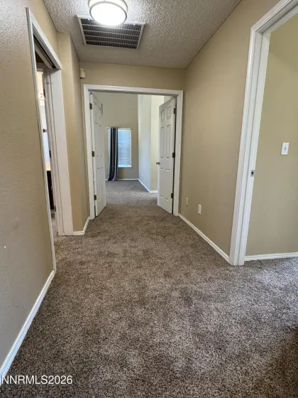 998 Edgecliff, Reno, Nevada 89523, 3 Bedrooms Bedrooms, ,3 BathroomsBathrooms,Residential,Residential,Edgecliff,0,260008895