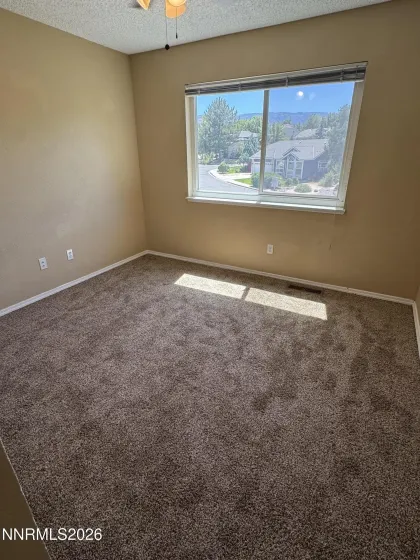 998 Edgecliff, Reno, Nevada 89523, 3 Bedrooms Bedrooms, ,3 BathroomsBathrooms,Residential,Residential,Edgecliff,0,260008895