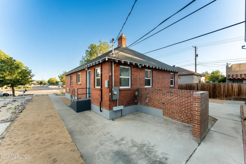 315 Crampton, Reno, Nevada 89502, 7 Bedrooms Bedrooms, ,6 BathroomsBathrooms,Residential Income,Residential,Crampton,0,260008898