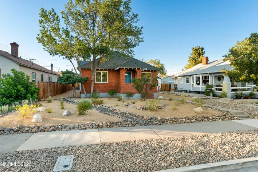 315 Crampton, Reno, Nevada 89502, 7 Bedrooms Bedrooms, ,6 BathroomsBathrooms,Residential Income,Residential,Crampton,0,260008898