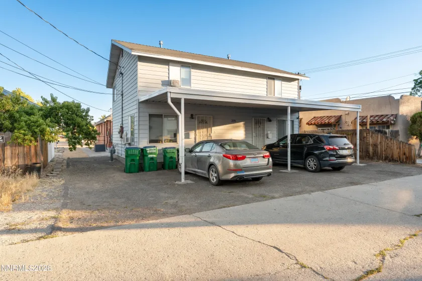 315 Crampton, Reno, Nevada 89502, 7 Bedrooms Bedrooms, ,6 BathroomsBathrooms,Residential Income,Residential,Crampton,0,260008898