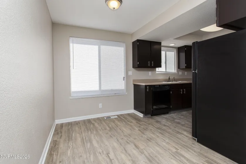 315 Crampton, Reno, Nevada 89502, 7 Bedrooms Bedrooms, ,6 BathroomsBathrooms,Residential Income,Residential,Crampton,0,260008898