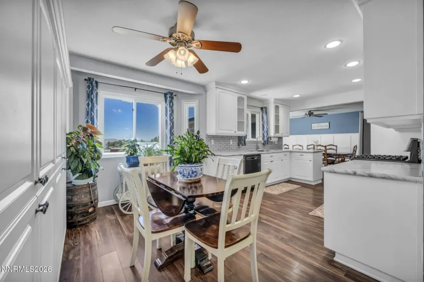 10600 Silver Spur, Reno, Nevada 89508, 4 Bedrooms Bedrooms, ,2 BathroomsBathrooms,Residential,Residential,Silver Spur,0,260008902