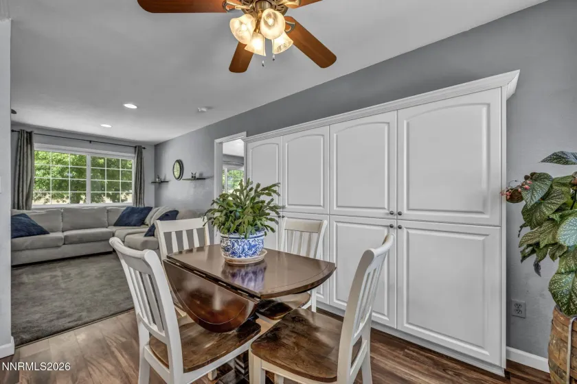 10600 Silver Spur, Reno, Nevada 89508, 4 Bedrooms Bedrooms, ,2 BathroomsBathrooms,Residential,Residential,Silver Spur,0,260008902
