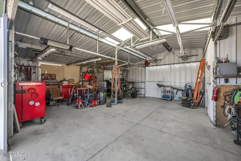 Barn/Workshop