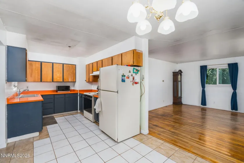 1370 Castle, Reno, Nevada 89512, 3 Bedrooms Bedrooms, ,2 BathroomsBathrooms,Residential,Residential,Castle,0,260008904