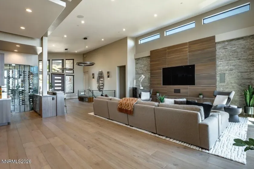 518 Socorro, Reno, Nevada 89511, 5 Bedrooms Bedrooms, ,6 BathroomsBathrooms,Residential,Residential,Socorro,0,260008908