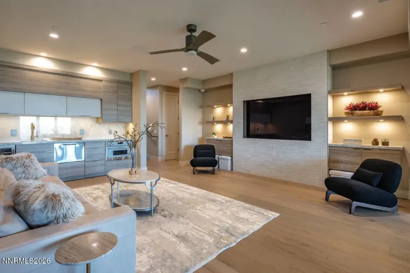 518 Socorro, Reno, Nevada 89511, 5 Bedrooms Bedrooms, ,6 BathroomsBathrooms,Residential,Residential,Socorro,0,260008908