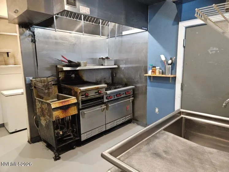 620 Sierra, Portola, California 96122, ,Commercial Sale,Residential,Sierra,0,260008910