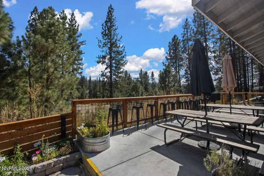 620 Sierra, Portola, California 96122, ,Commercial Sale,Residential,Sierra,0,260008910