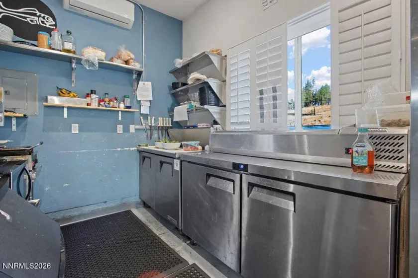 620 Sierra, Portola, California 96122, ,Commercial Sale,Residential,Sierra,0,260008910