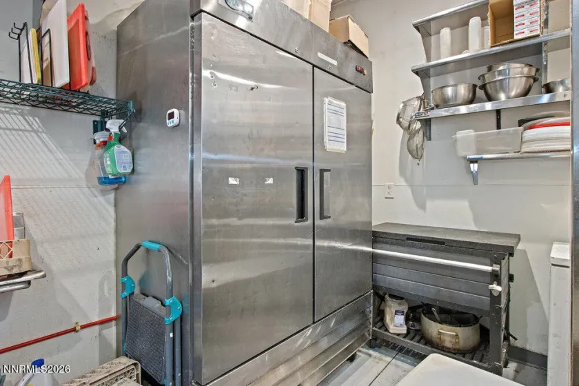 620 Sierra, Portola, California 96122, ,Commercial Sale,Residential,Sierra,0,260008910