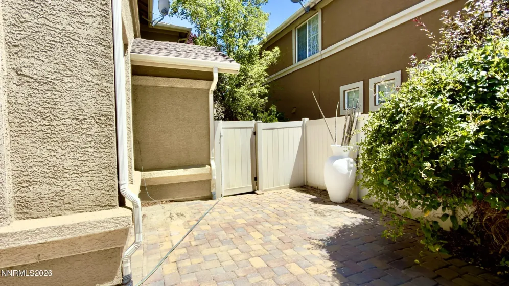 11015 Lamour, Reno, Nevada 89521, 3 Bedrooms Bedrooms, ,3 BathroomsBathrooms,Residential,Residential,Lamour,0,260008912