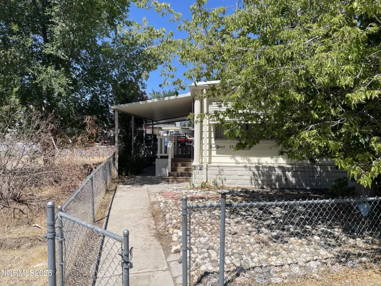 1236 Kingslane, Gardnerville, Nevada 89410, 2 Bedrooms Bedrooms, ,2 BathroomsBathrooms,Residential,Residential,Kingslane,0,260008913