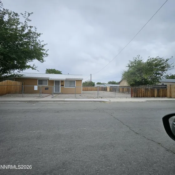 519-521 Wildes, Fallon, Nevada 89406, 4 Bedrooms Bedrooms, ,2 BathroomsBathrooms,Residential Income,Residential,Wildes,0,260008919