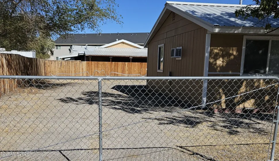 515-517 Wildes, Fallon, Nevada 89406, 4 Bedrooms Bedrooms, ,2 BathroomsBathrooms,Residential Income,Residential,Wildes,0,260008920